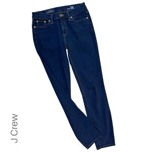 J CREW | NWOT TOOTHPICK JEANS 8” MID-RISE DARK WASH | SIZE: 26